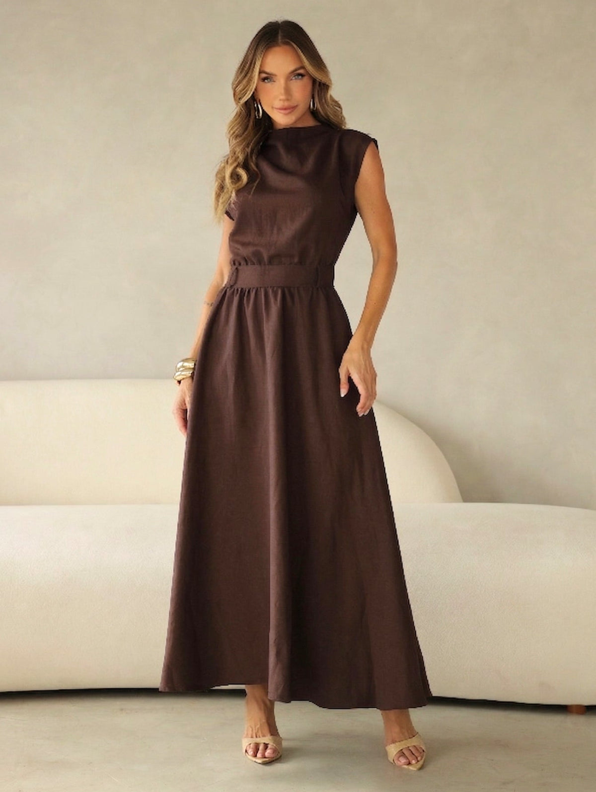 Vestido Midi Acinturado com Bolso e Ombro Drapeado Hazel