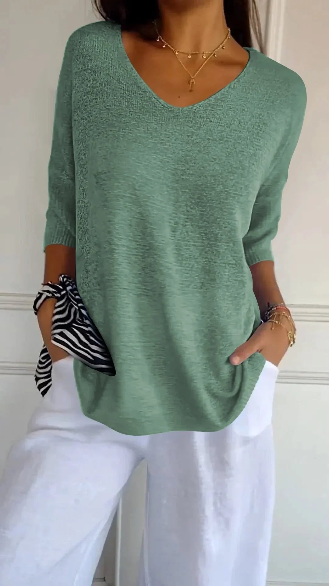 Kit 3 Blusas Luna® Malha Leve – Decote V Elegante